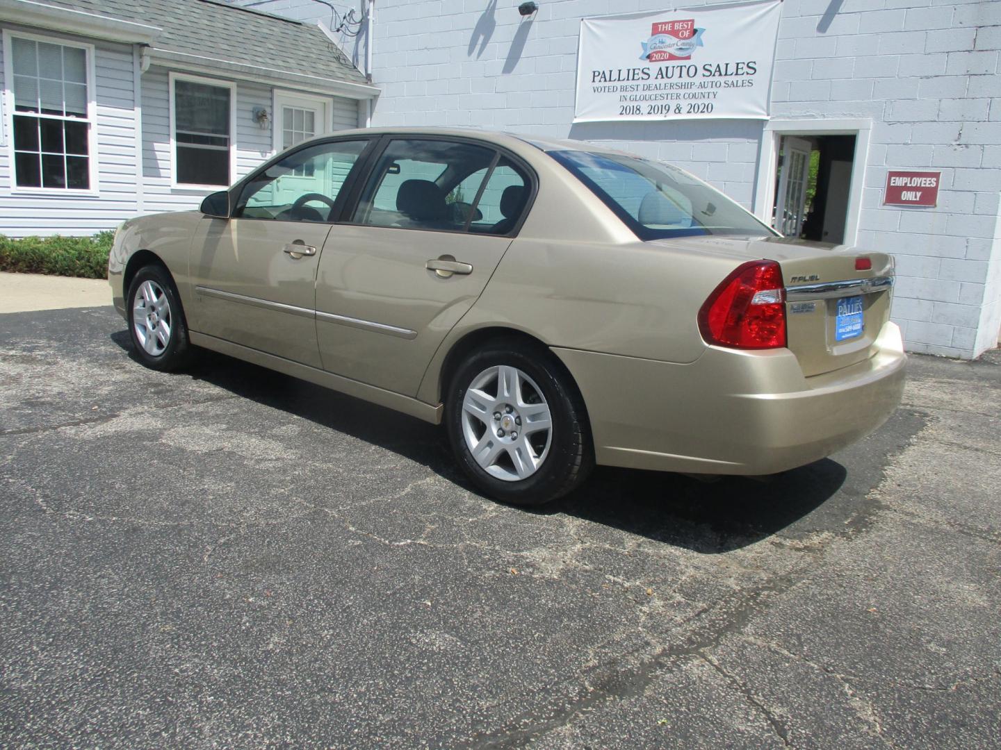 2006 GOLD Chevrolet Malibu (1G1ZT53806F) , located at 540a Delsea Drive, Sewell, NJ, 08080, (856) 589-6888, 39.752560, -75.111206 - Photo#3